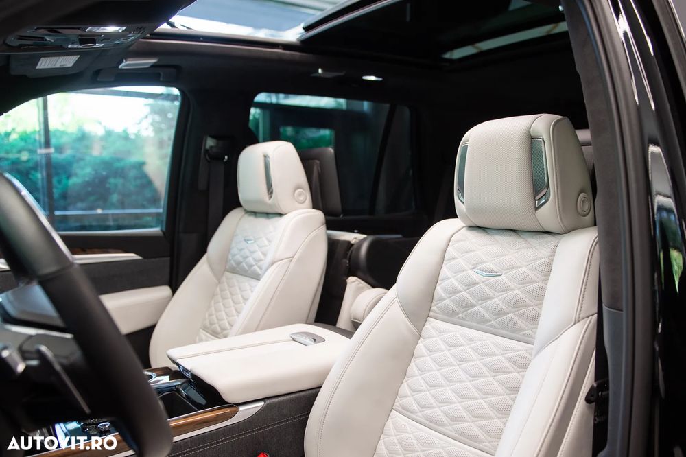 Cadillac Escalade - 13