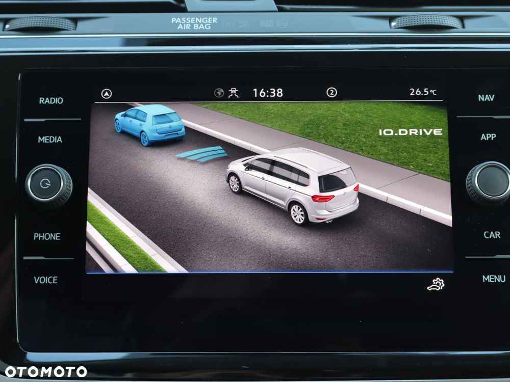 Volkswagen Touran 2.0 TDI BMT SCR Comfortline - 17