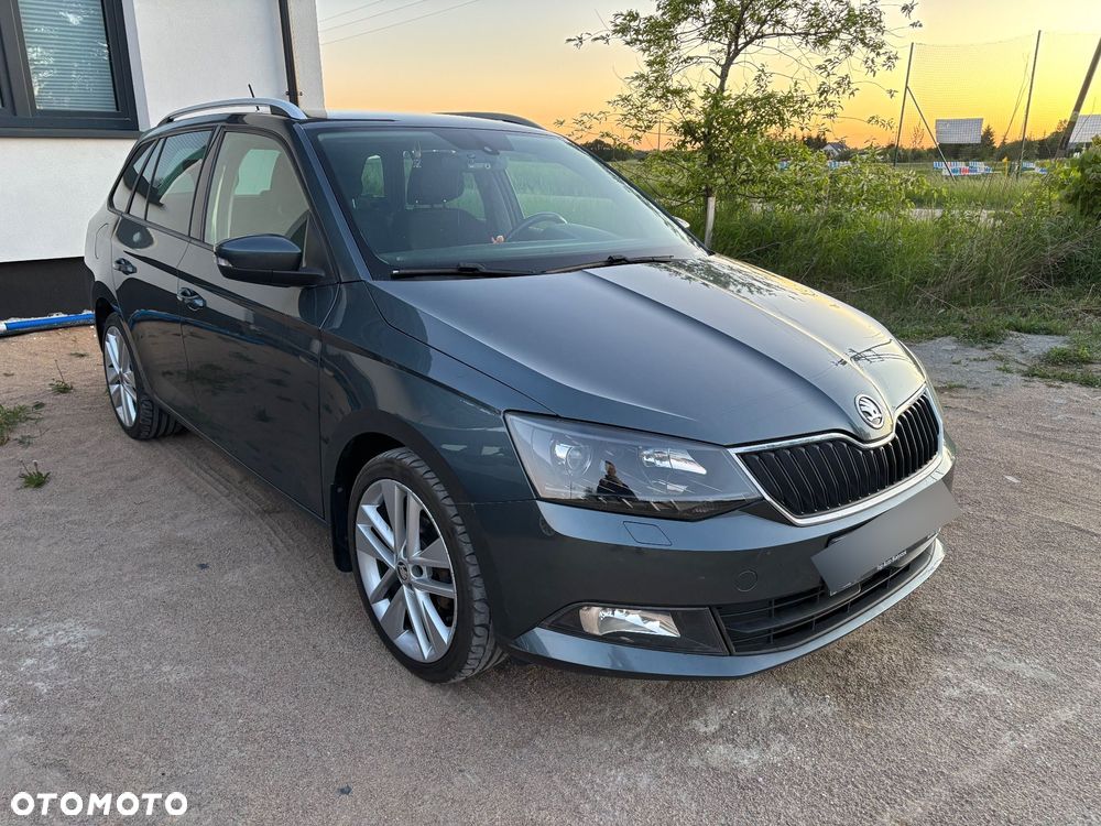 Skoda Fabia 1.2 TSI Active - 1