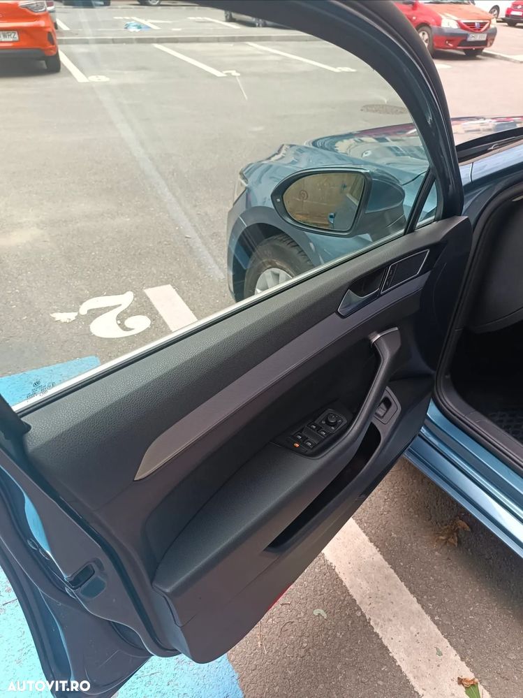 Volkswagen Passat 2.0 TDI DSG Highline - 5