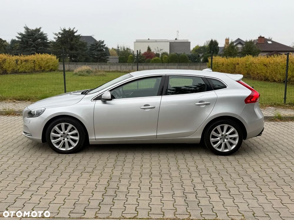 Volvo V40 - 13