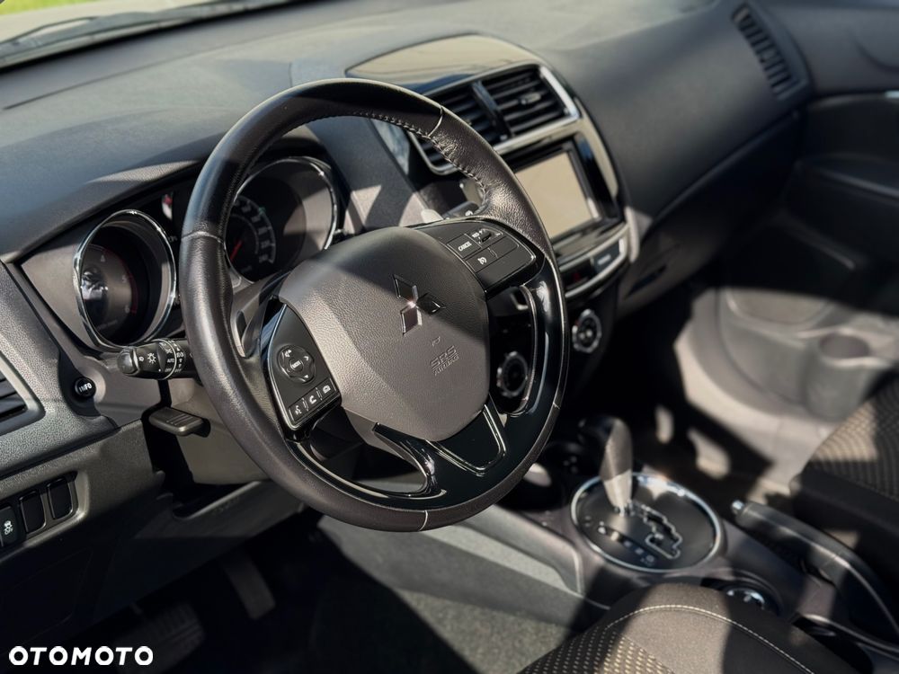 Mitsubishi ASX 2.2 DI-D 4WD Automatik Comfort Edition - 28