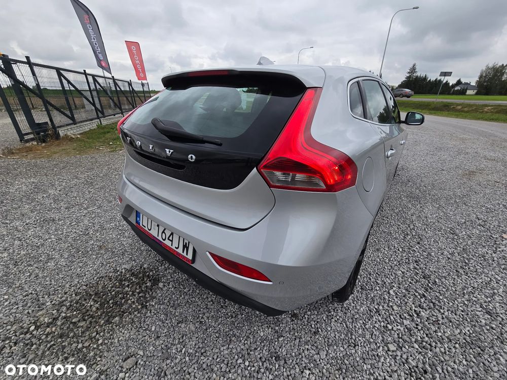 Volvo V40 D2 Kinetic - 40