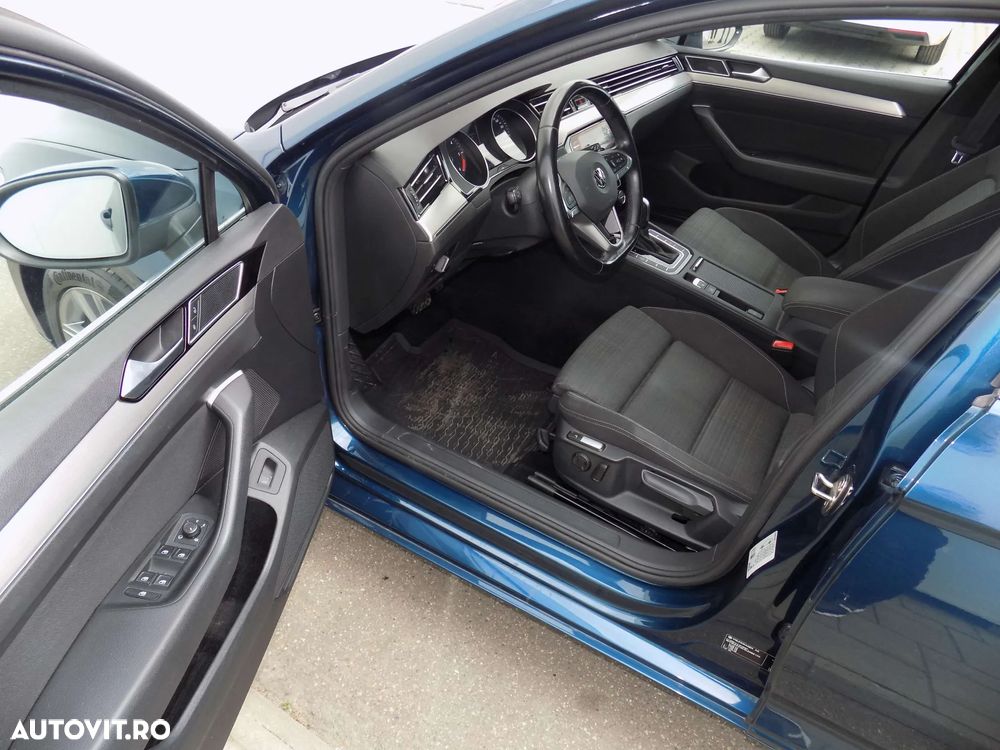 Volkswagen Passat 2.0 TDI SCR DSG Business - 12