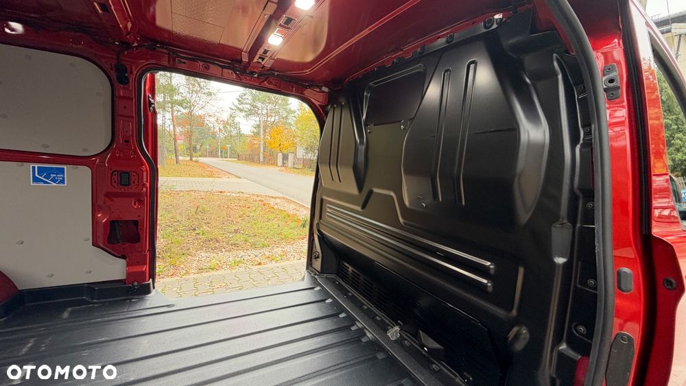 Ford Transit Custom - 21