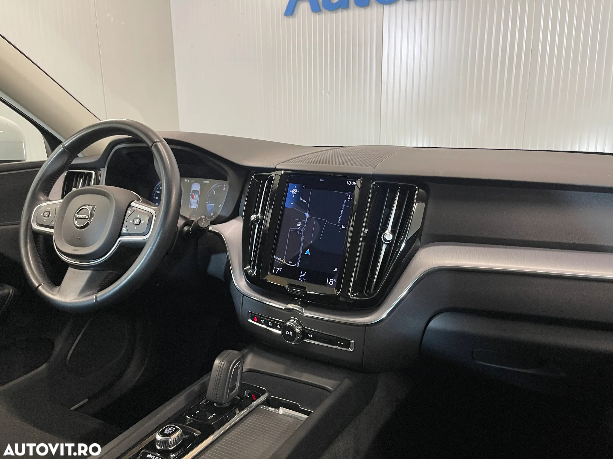 Volvo XC 60 B4 D AWD Geartronic Momentum - 8