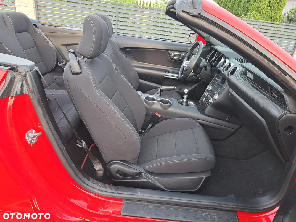Ford Mustang 3.7 V6 - 11