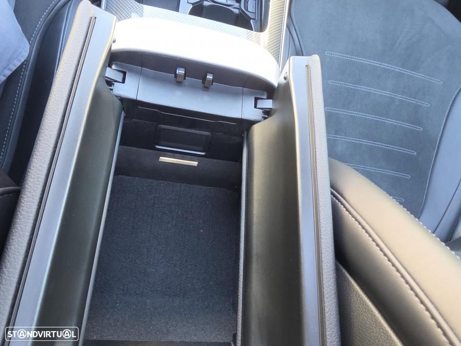 Mercedes-Benz C 300 e AMG Line - 32