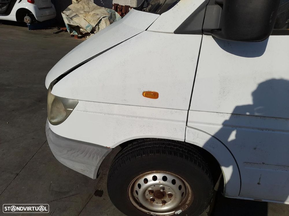 Guarda-lamas esquerdo MERCEDES-BENZ Sprinter 2-t Combi (901, 902) - 2