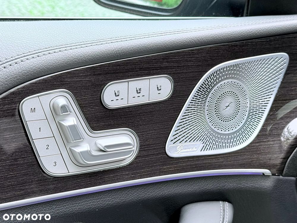 Mercedes-Benz GLS - 14