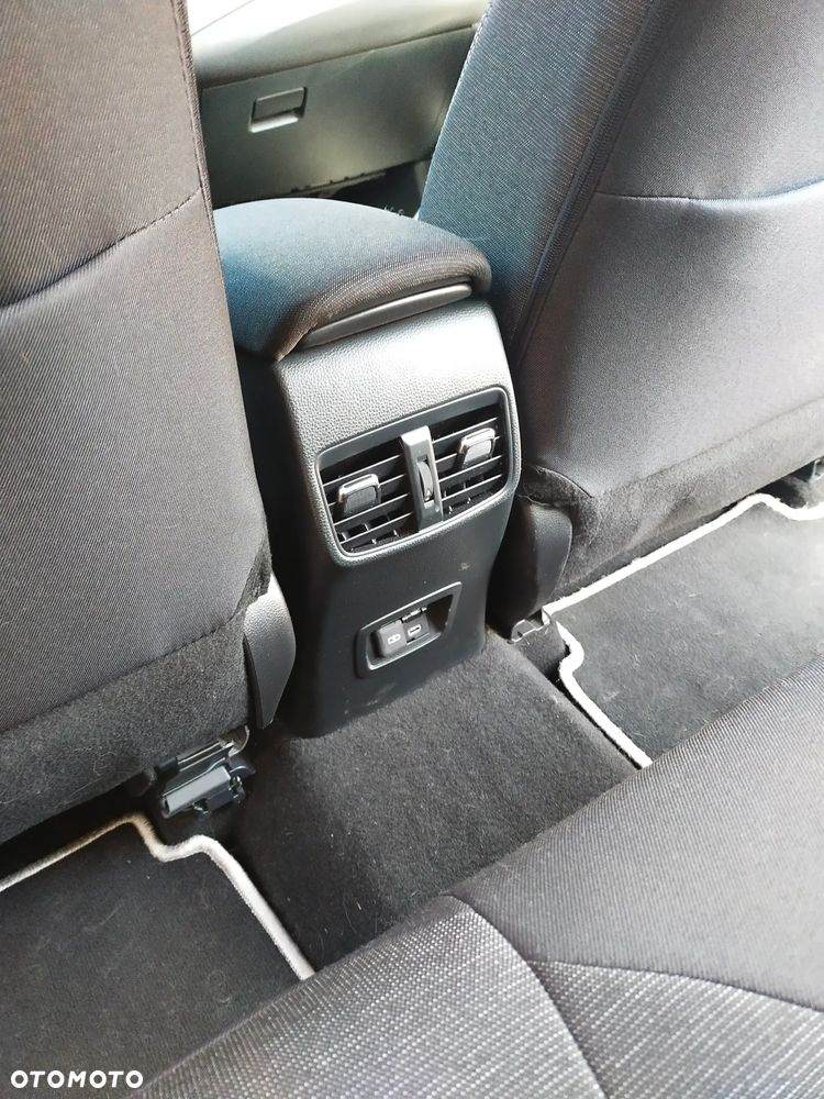 Toyota Corolla 1.8 Hybrid Comfort - 14