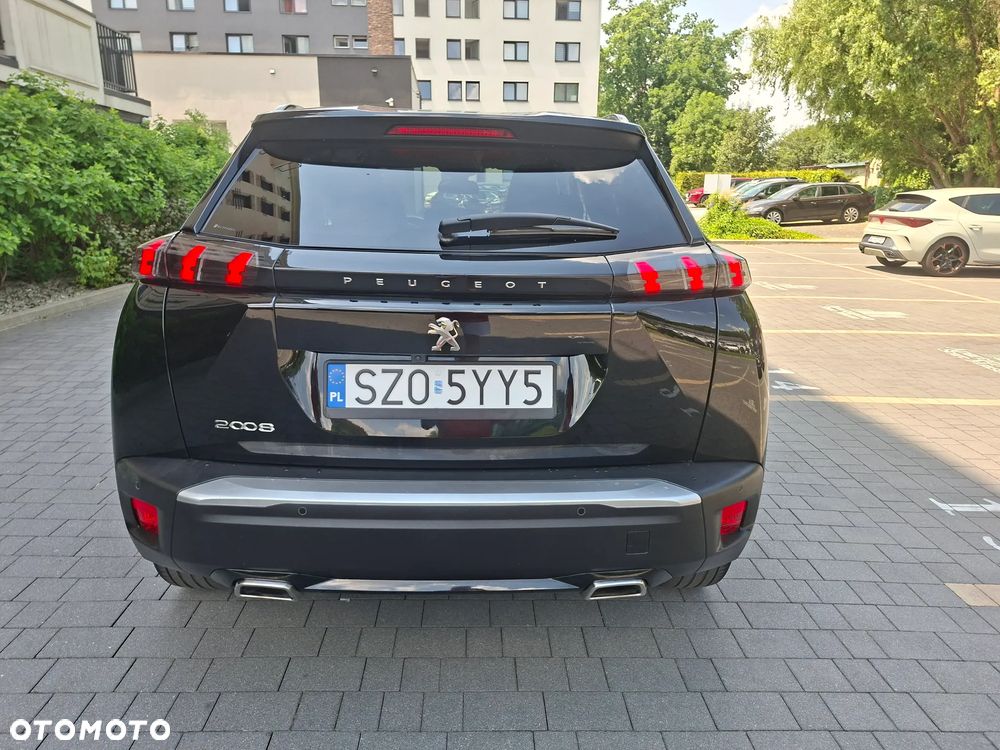 Peugeot 2008 - 10