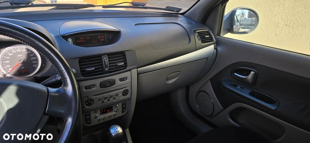 Renault Thalia 1.6 16V All Inclusive - 6