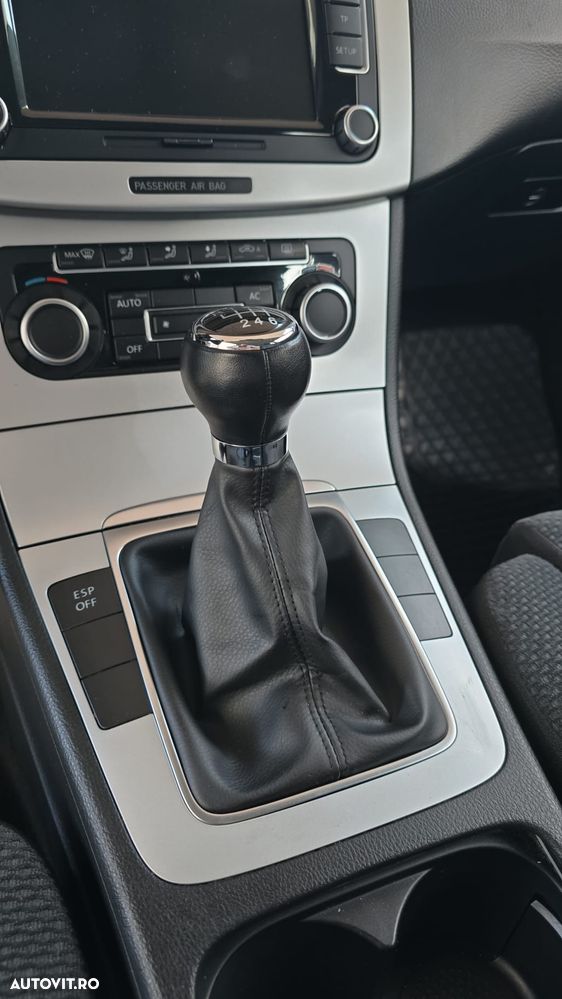 Volkswagen Passat 2.0TDI Highline DPF - 22