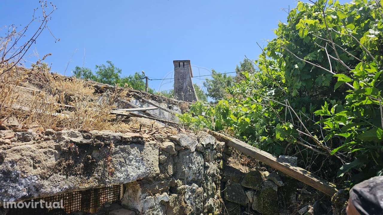 Moradia T2 para venda - Grande imagem: 3/9