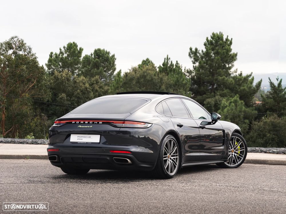 Porsche Panamera 4 E-Hybrid - 7