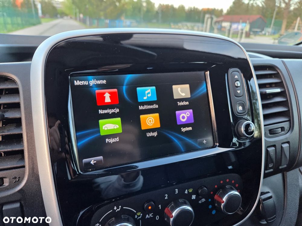 Renault Trafic - 18