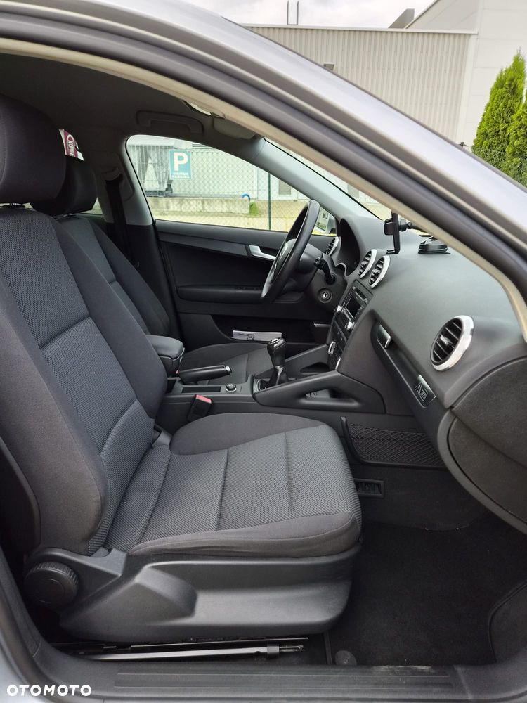 Audi A3 Sportback 1.9 TDI DPF Attraction - 23
