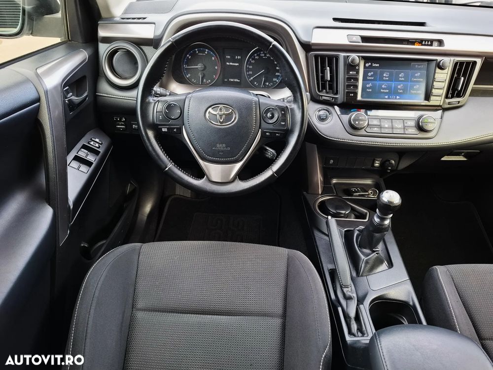 Toyota RAV4 - 17