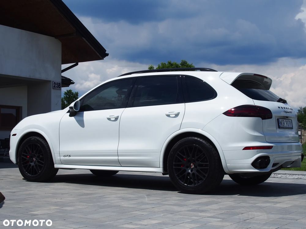 Porsche Cayenne GTS - 1