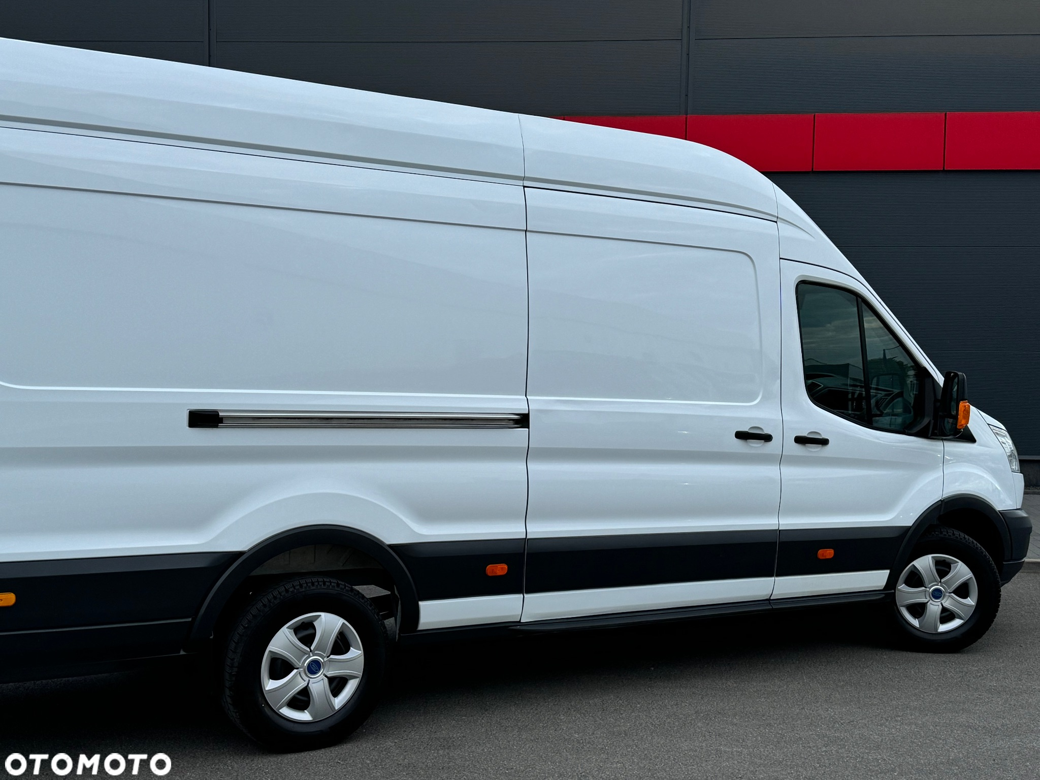 Ford Transit JUMBO - 12