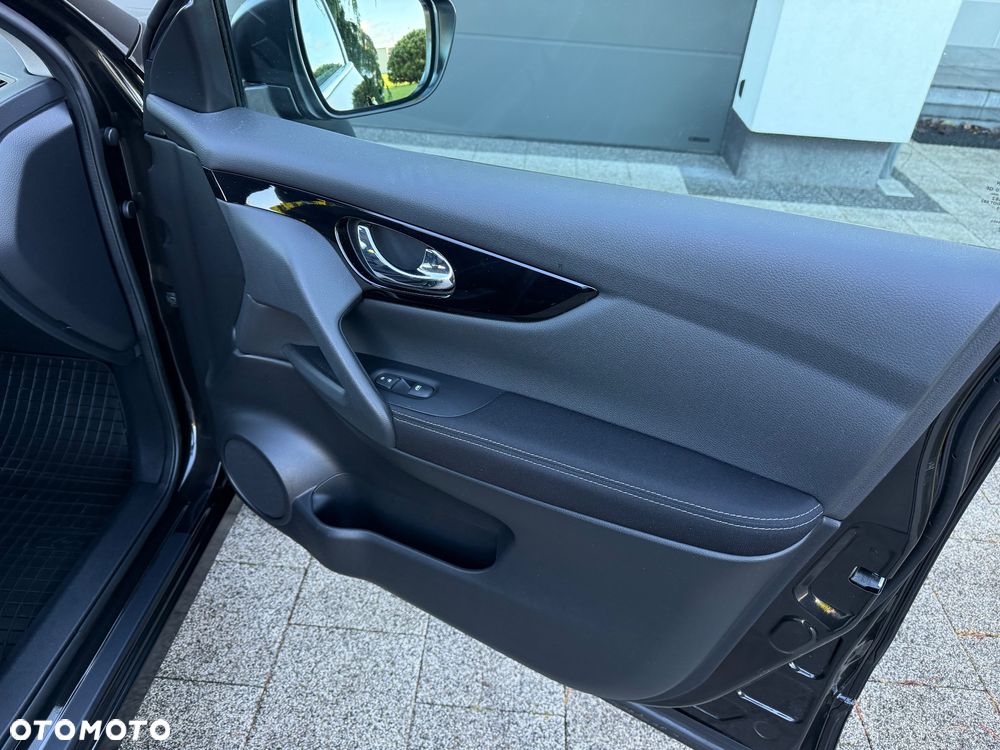 Nissan Qashqai 1.2 DIG-T N-Vision - 9