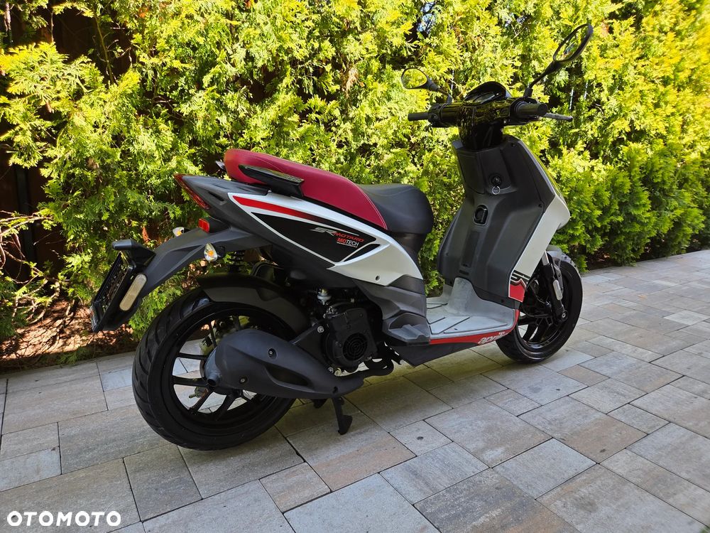 Aprilia SR - 3