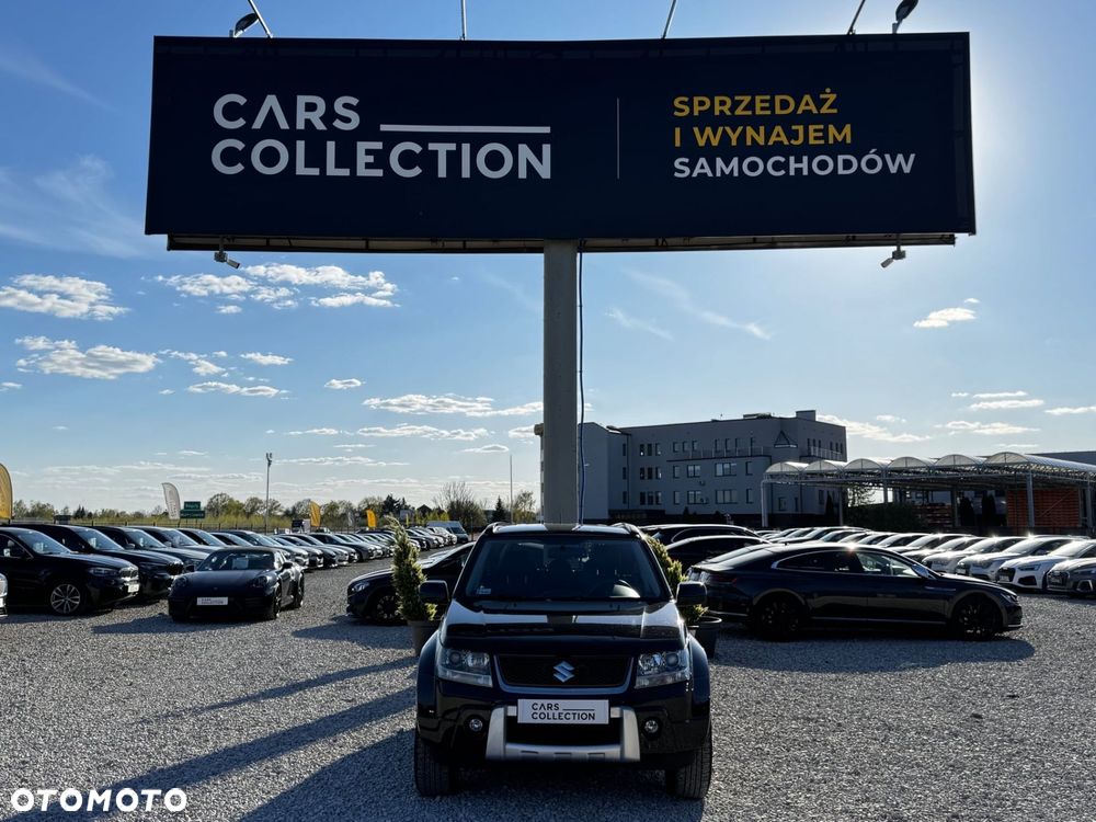 Suzuki Grand Vitara 2.0 Comfort + - 17