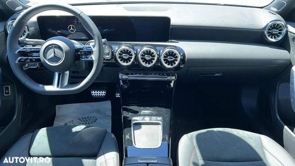 Mercedes-Benz A 220 4MATIC MHEV 8G-DCT - 13