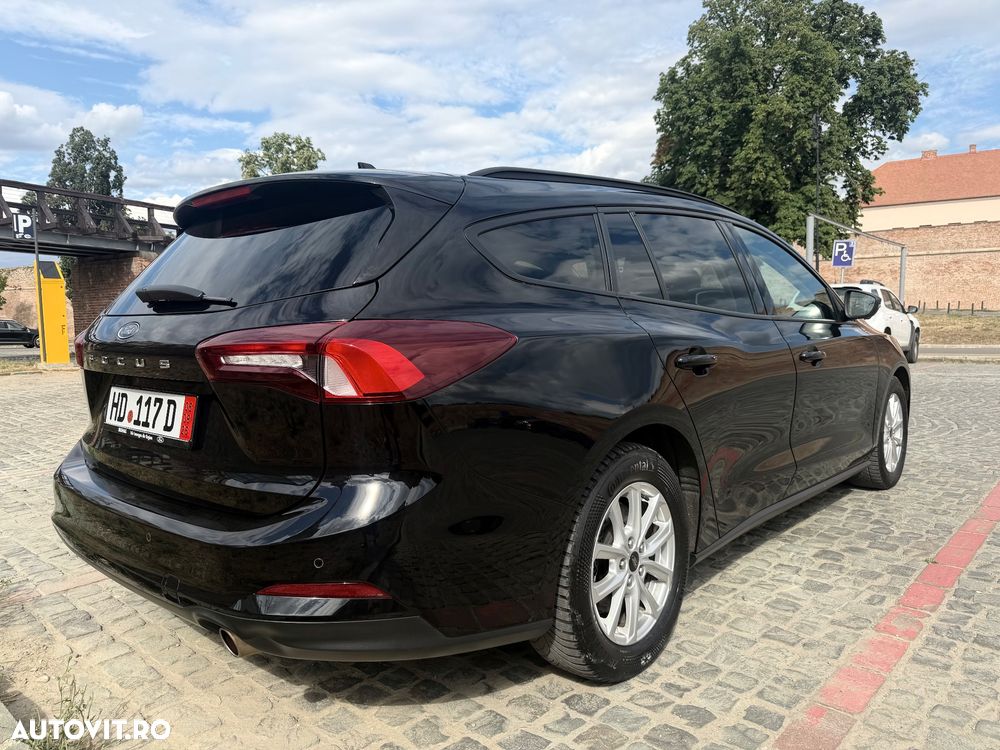 Ford Focus - 6