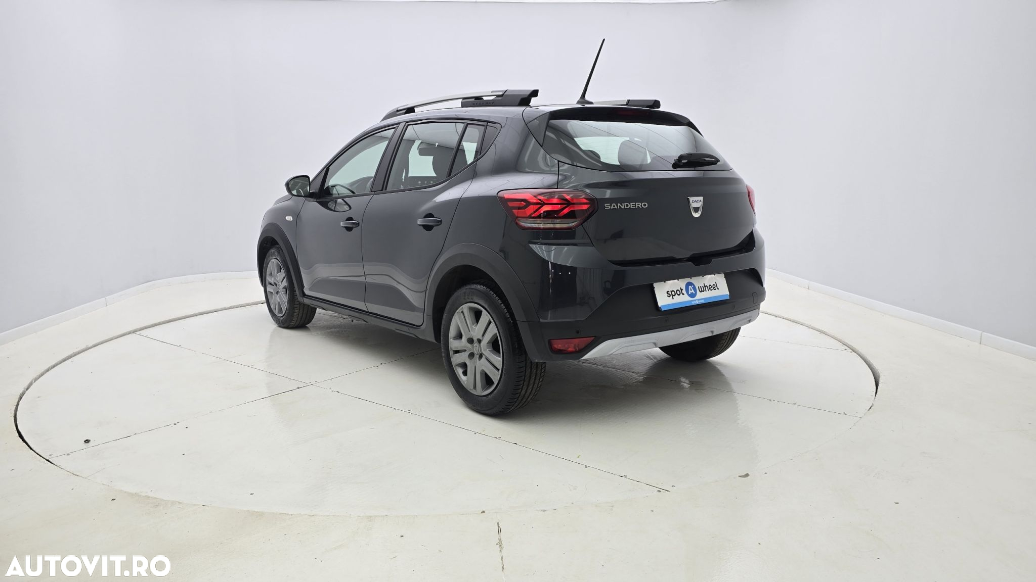 Dacia Sandero Stepway TCe 90 MT6 Comfort - 8