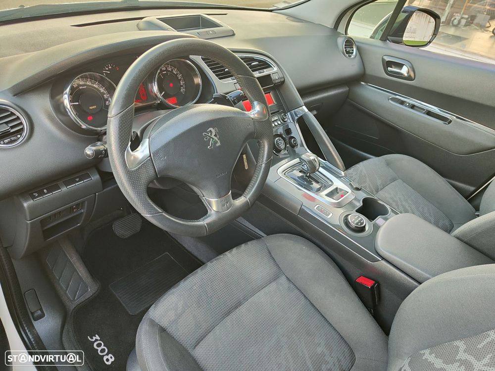 Peugeot 3008 2.0 HDi Hybrid4 - 21