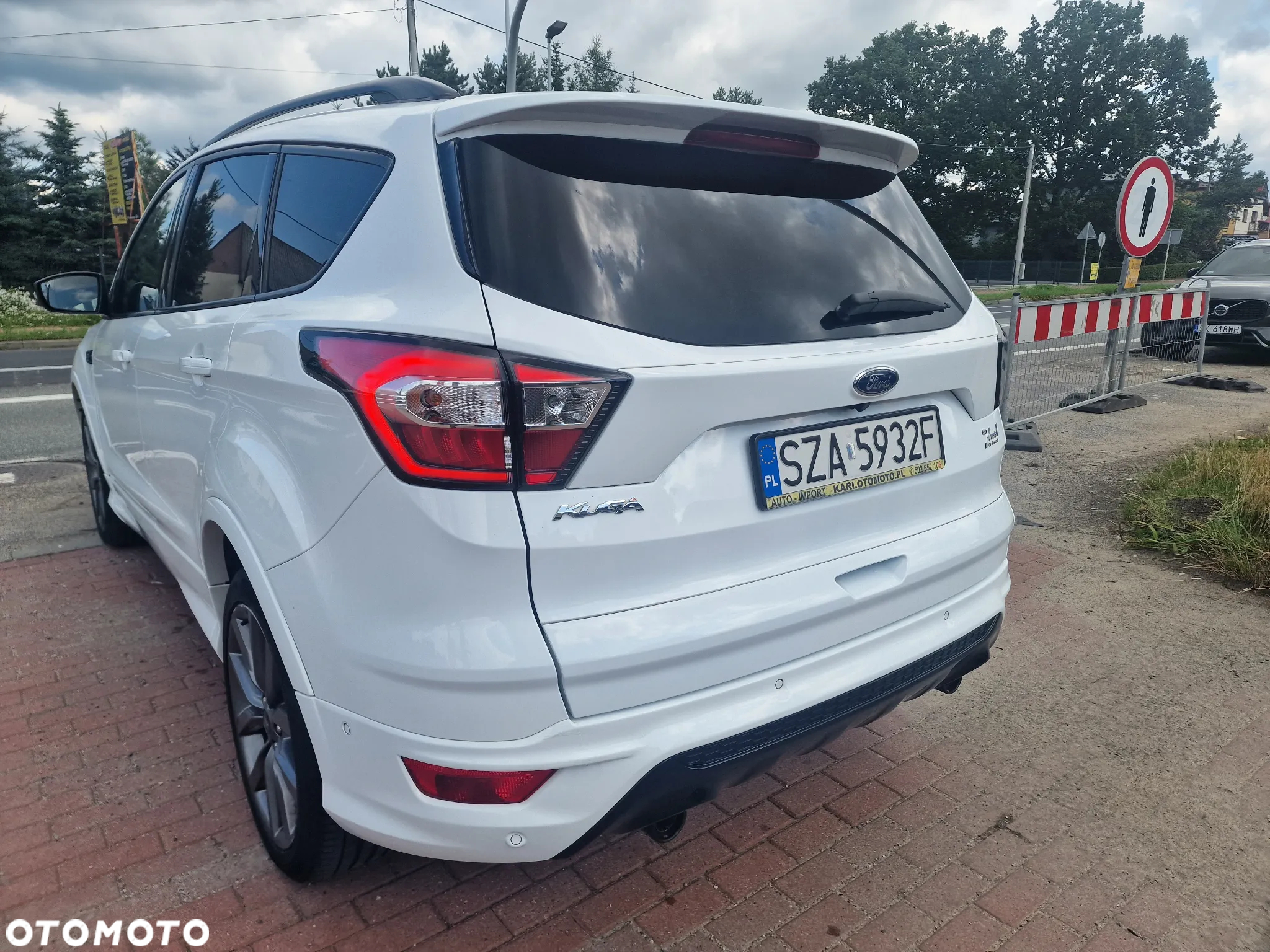 Ford Kuga 1.5 EcoBoost FWD ST-Line ASS GPF - 6
