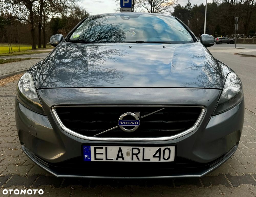 Volvo V40 D4 Momentum - 3