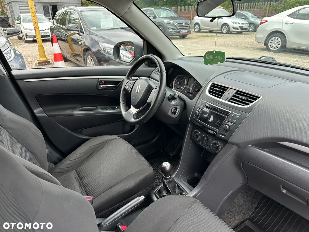 Suzuki Swift - 22