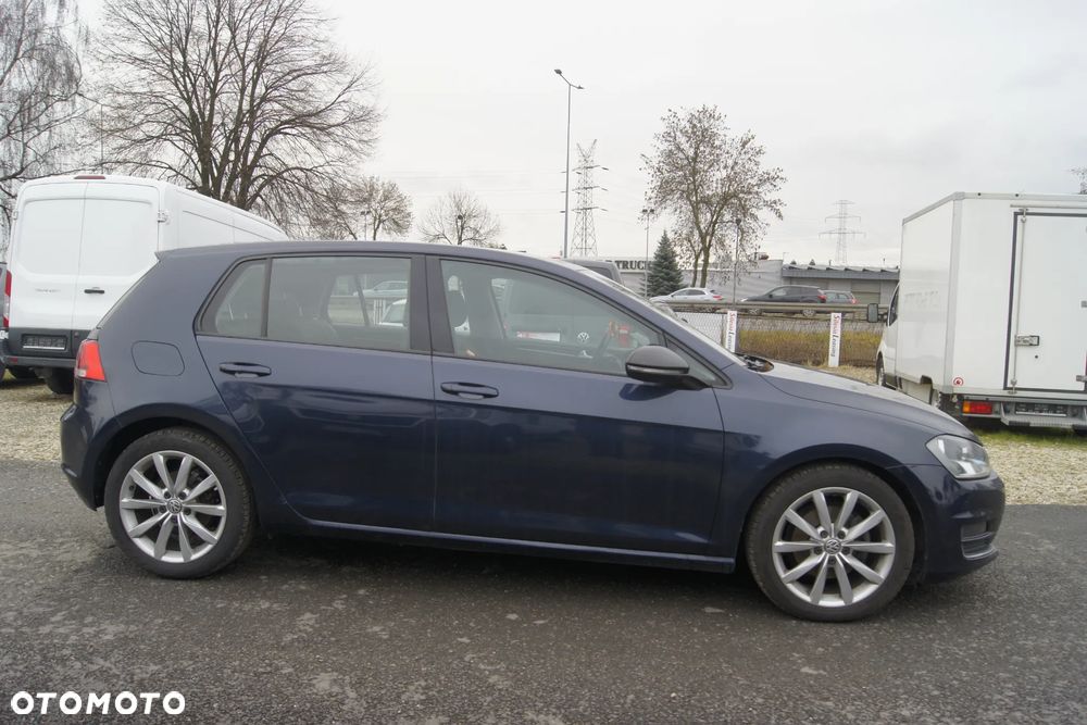 Volkswagen Golf 1.6 TDI DPF Highline - 3