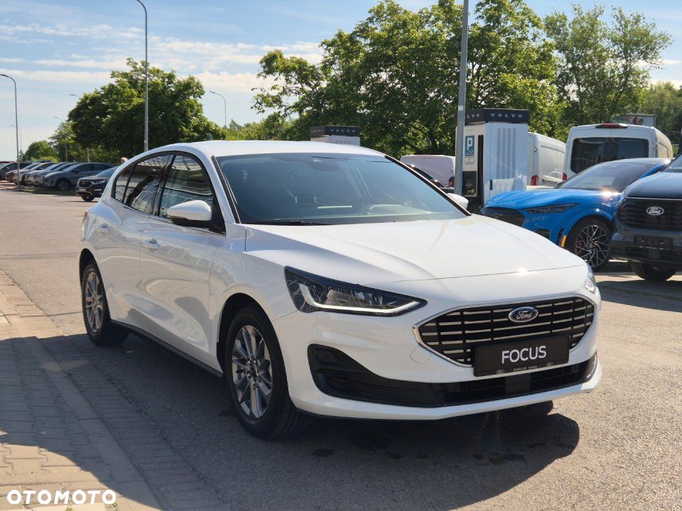 Ford Focus - 8