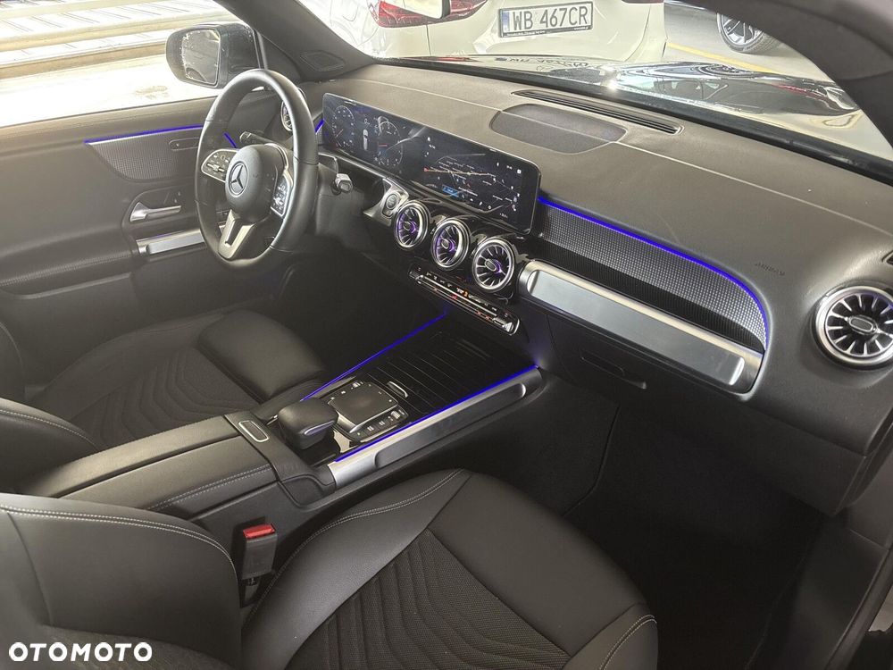Mercedes-Benz GLB - 18