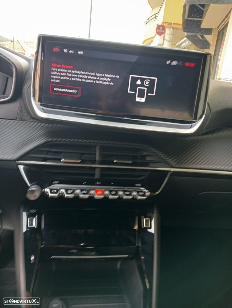 Peugeot 2008 1.2 PureTech Allure Pack EAT8 - 14