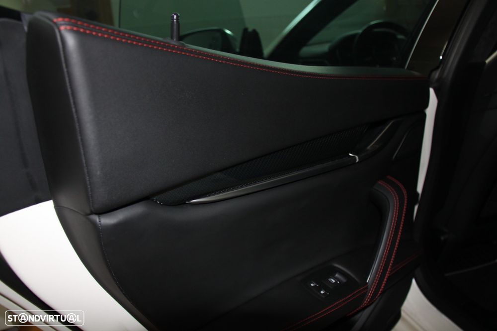 Maserati Ghibli - 29