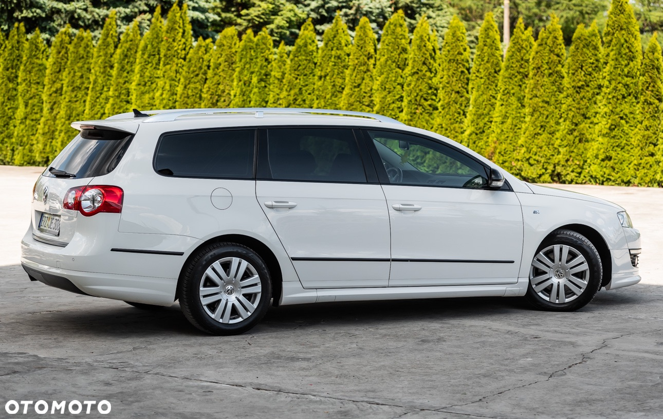 Volkswagen Passat Variant 2.0 TDI DSG BlueMotion Technology R-Line - 14