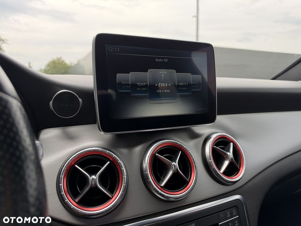 Mercedes-Benz CLA - 17