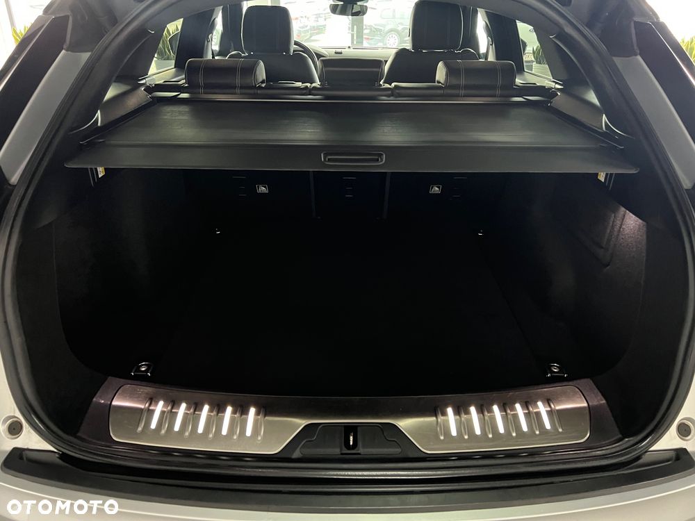 Land Rover Range Rover Velar 2.0d R-Dynamic - 31