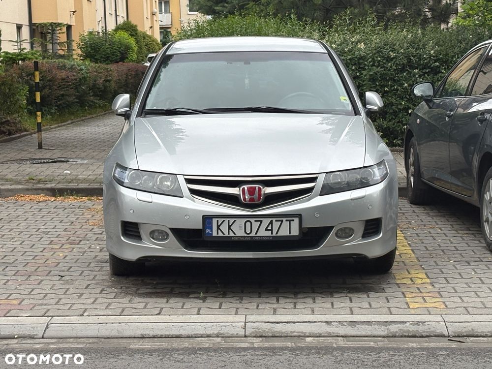 Honda Accord 2.0 Sport - 4