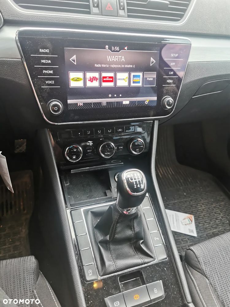 Skoda Superb 2.0 TDI Active - 8
