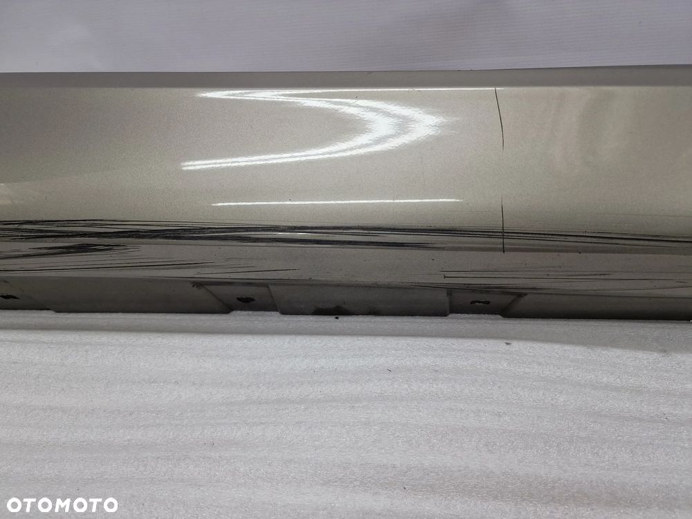 BMW E92 / E93 06- PRAWA LISTWA PROGOWA / NAKŁADKA PROGU , NR 51777130874 , NR AUKCJI PR263 - 19