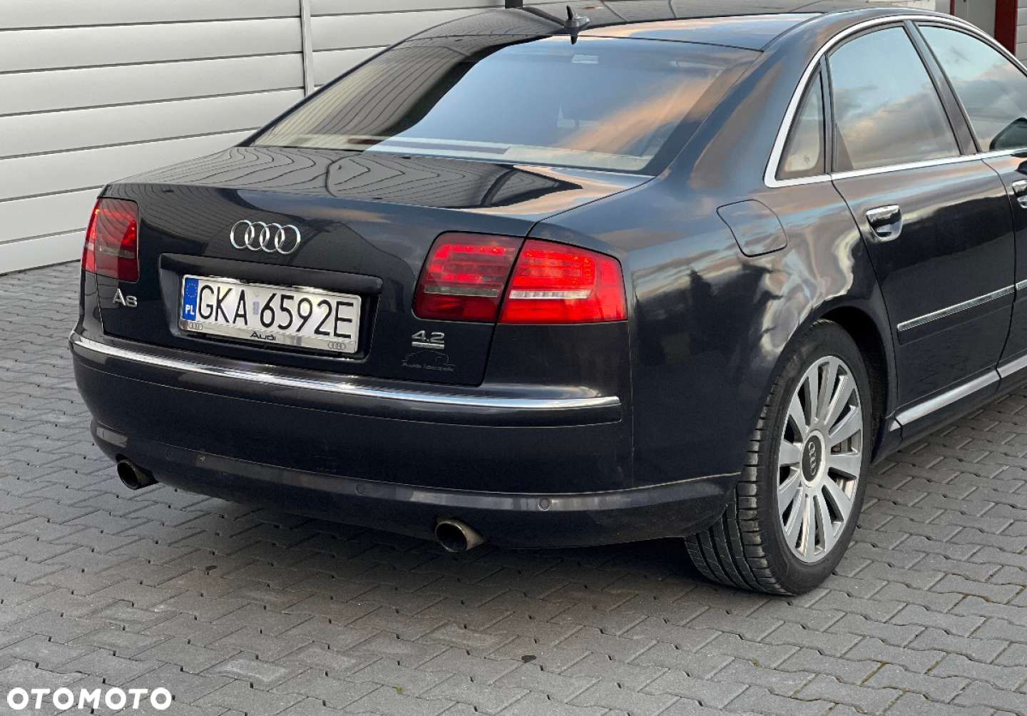 Audi A8 - 8
