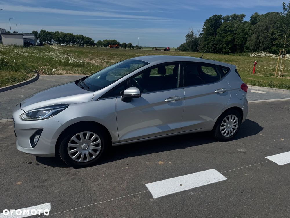 Ford Fiesta 1.0 EcoBoost S&S TITANIUM - 4