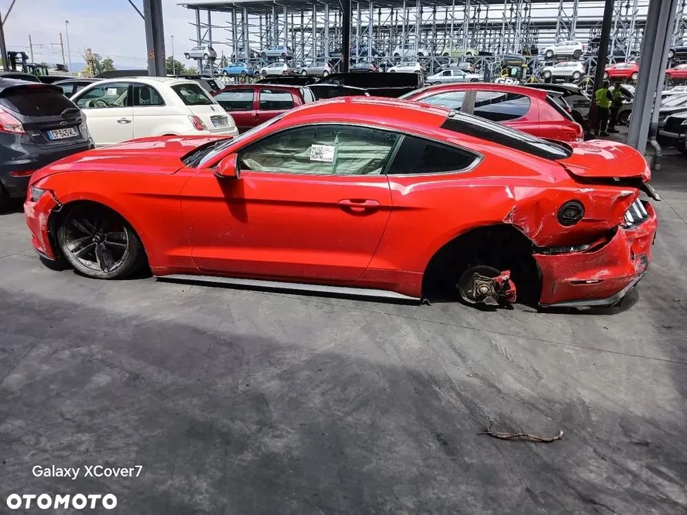 Ford Mustang 2.3 Eco Boost - 9