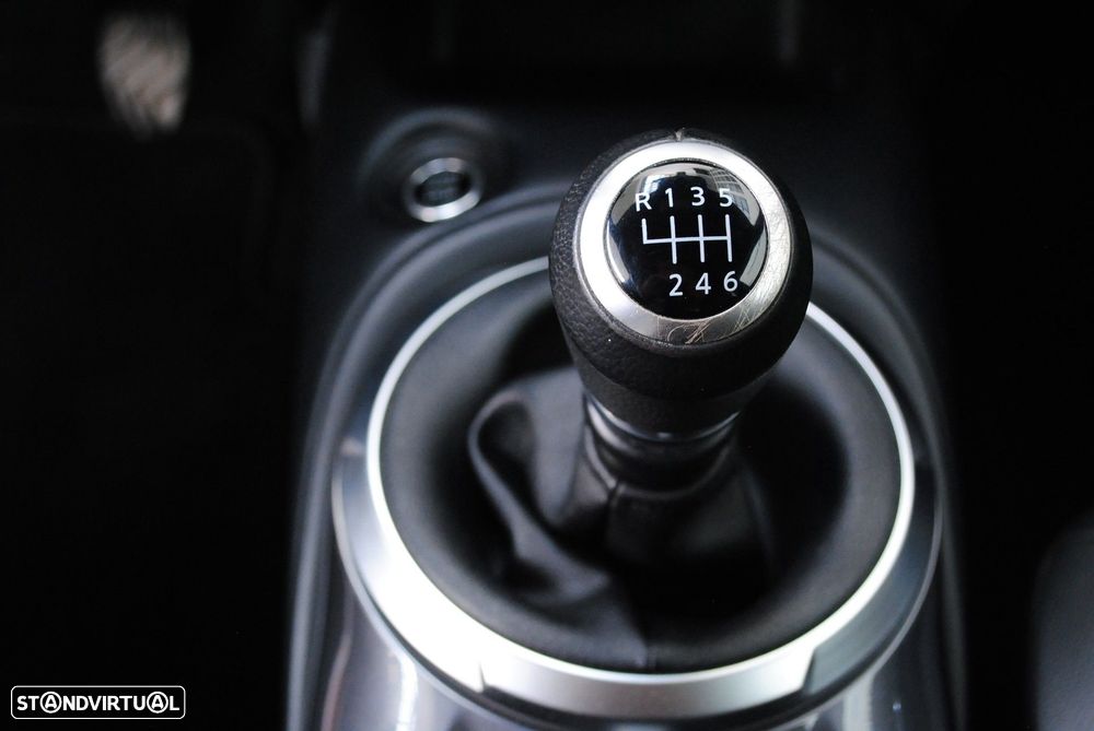 Nissan Juke 1.0 DIG-T N-Connecta - 21